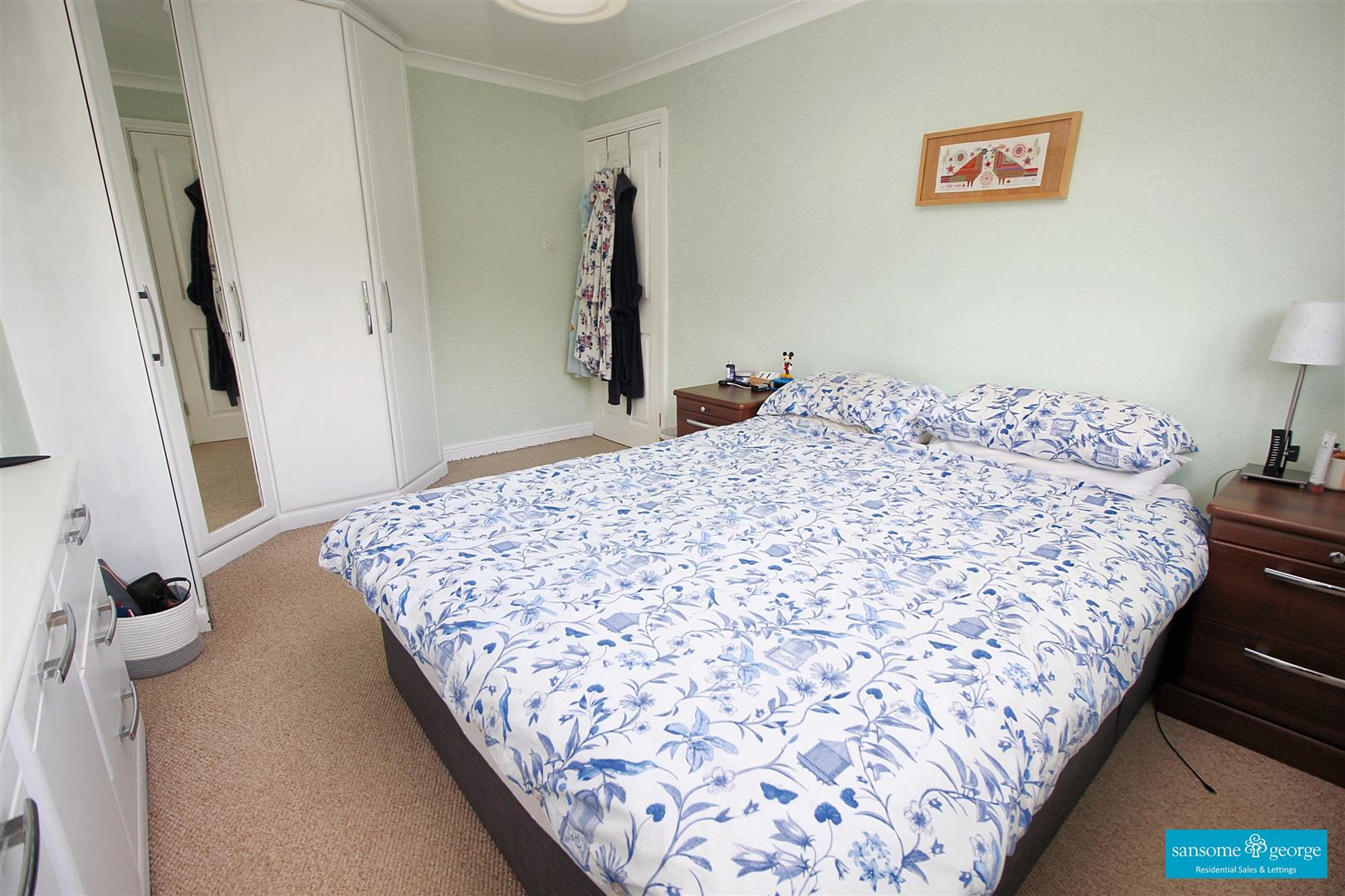Taff Way, Tilehurst